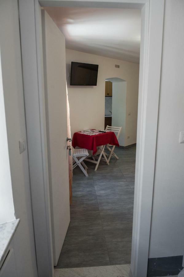 Appartamento Monolocale Marola La Spezia Esterno foto