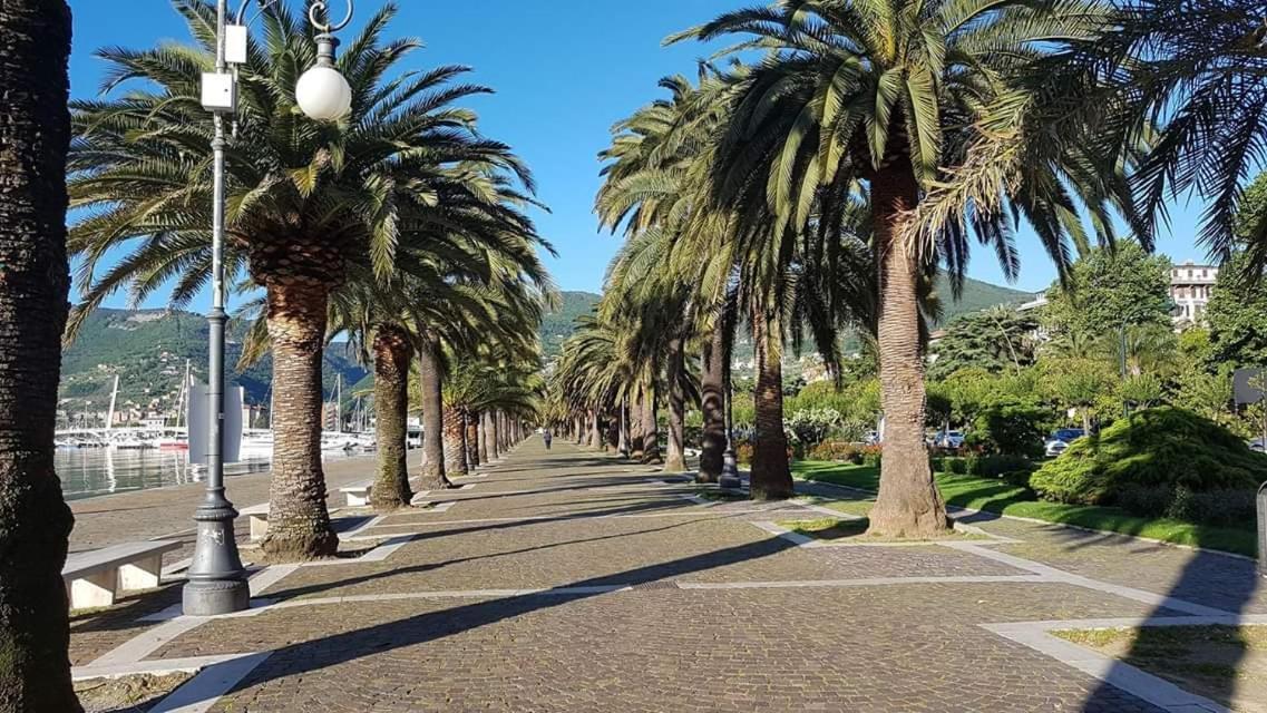Appartamento Monolocale Marola La Spezia Esterno foto